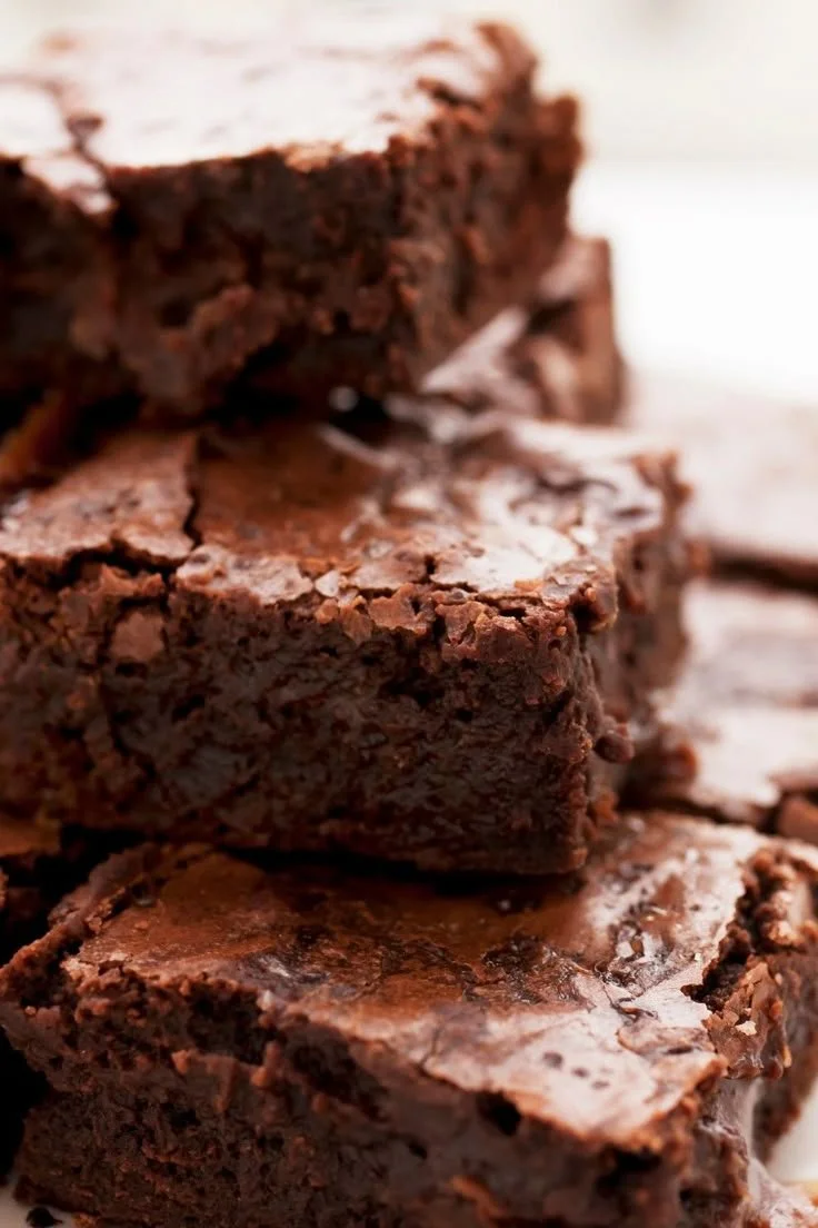 Recette de brownies de Cyril Lignac avec ingrédients et étapes de préparation.